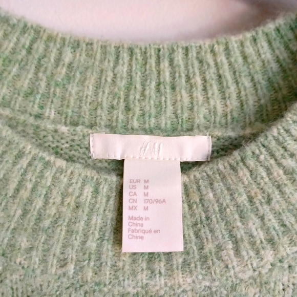 H&M Cozy Over Sized Nubby Sweater M - Picture 5 of 9
